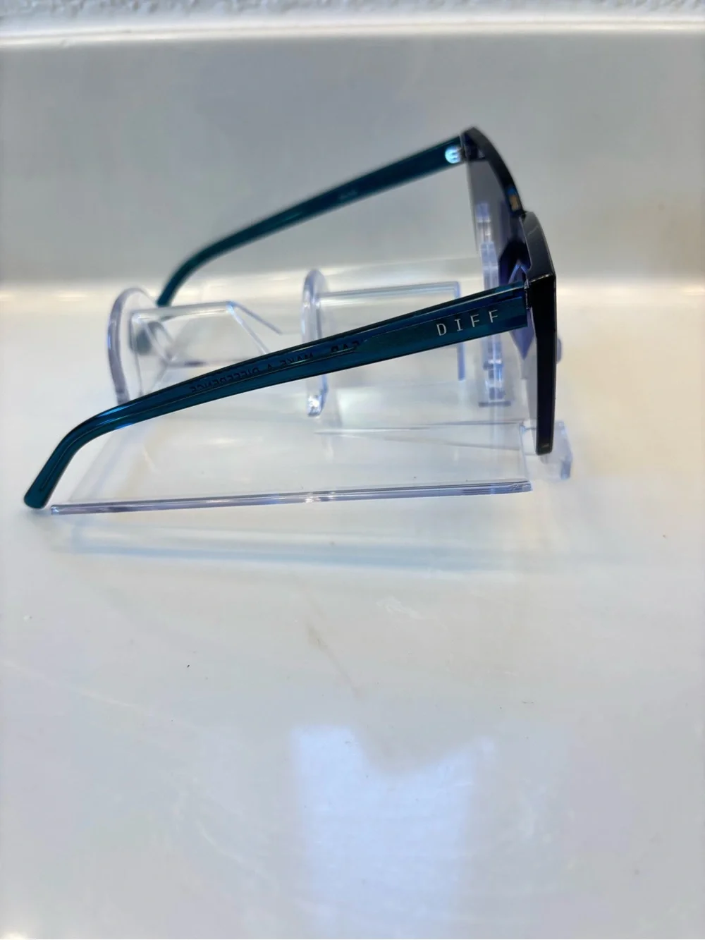 DIFF Goldie Cat Eye SG Plastic Frame clubhouse Blue Gradient Tinted UV400